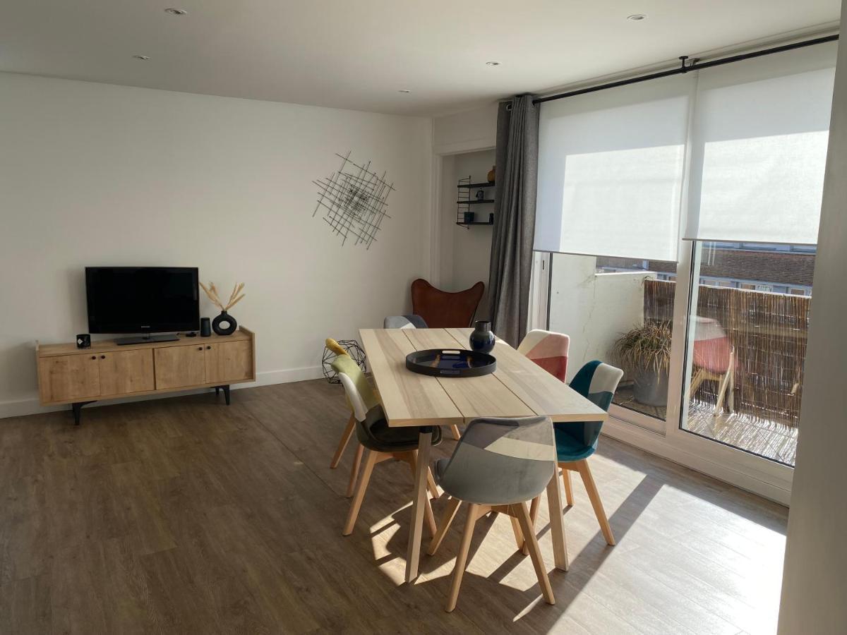 Appartement Situe En Centre Ville Super Lumineux Dunkirk Eksteriør bilde
